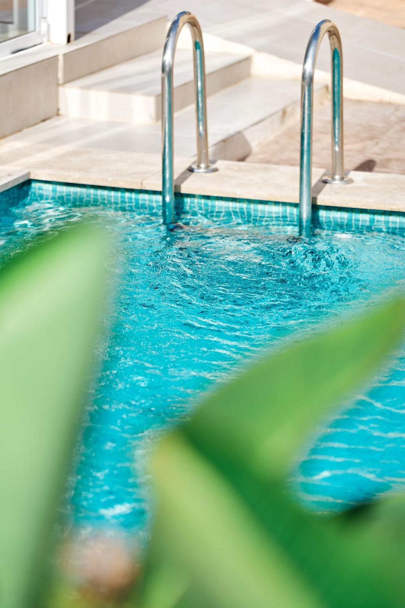 Bluewater Hotel 콜로니아 산트 호르디 외부 사진
